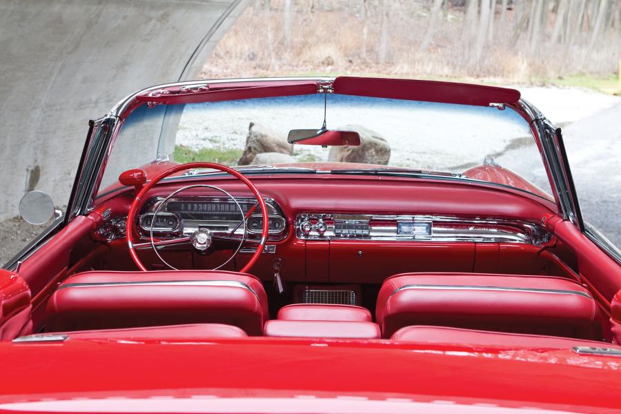  Cadillac Eldorado Biarritz Convertible 1957 года  (фото 42 из 98)